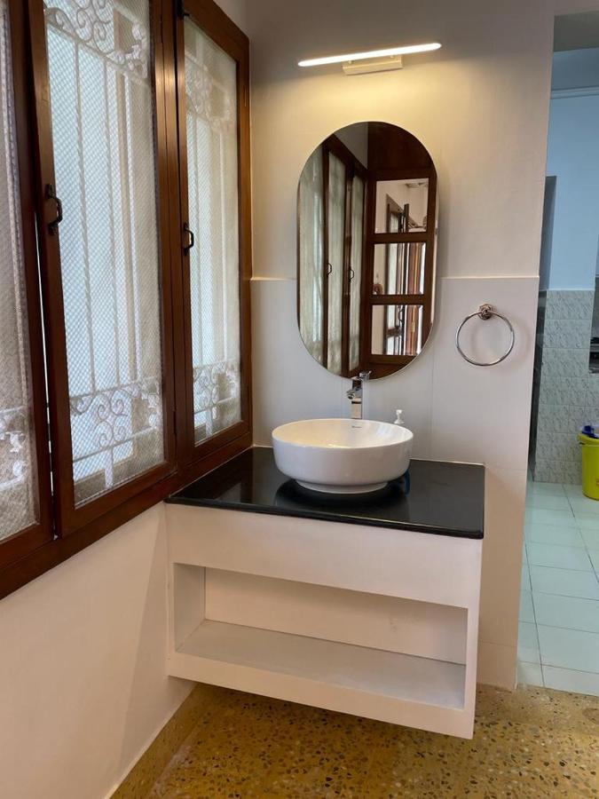 Hanu Reddy Residences - Nawab Habibullah Avenue Chennai Exterior foto